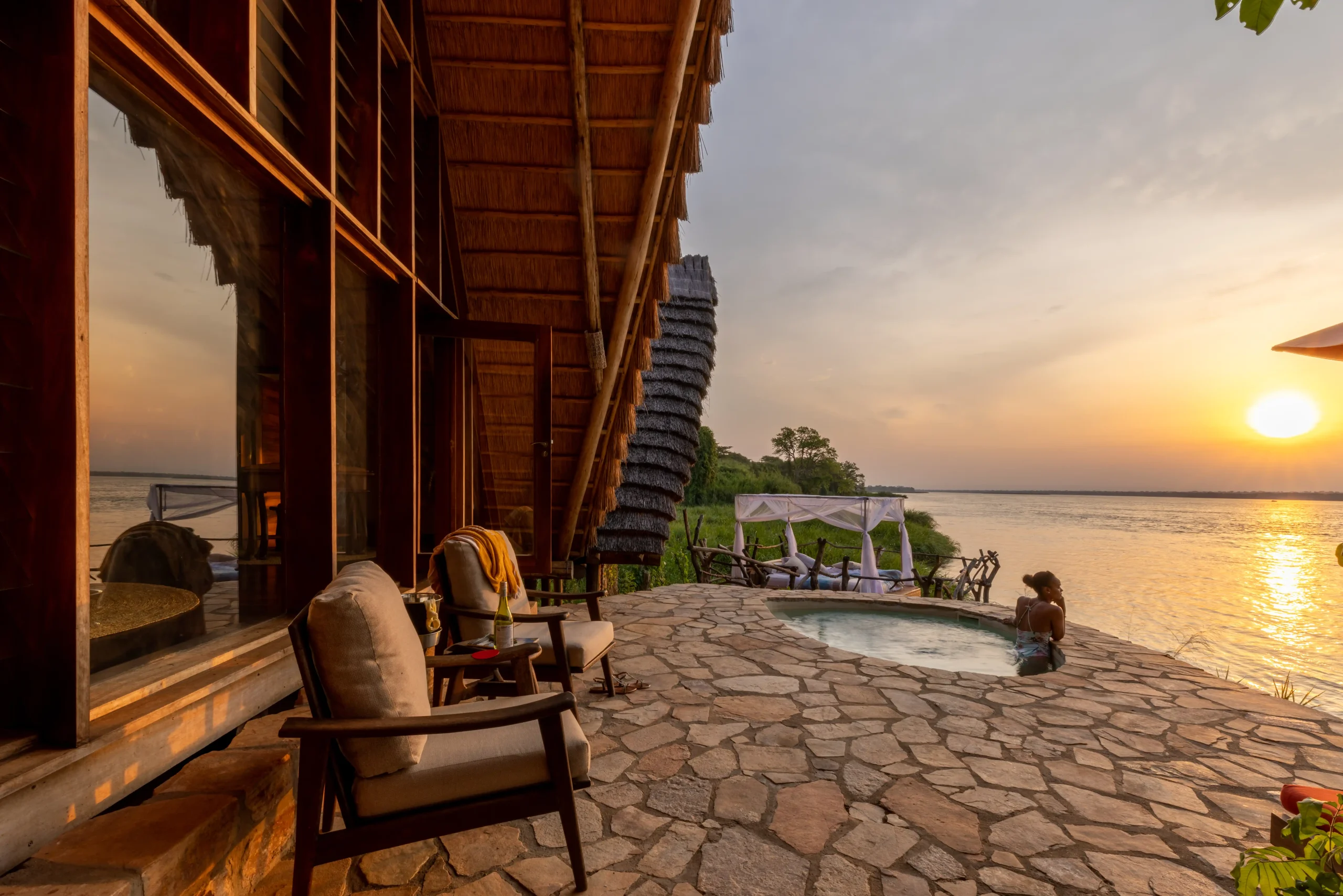 Exclusive banda   Plunge pool